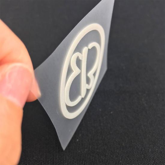 Etiquetas engomadas de goma del logotipo de la transferencia de calor del silicón 3d para la ropa 
