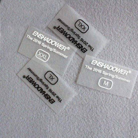 Etiquetas reflectantes de transferencia de calor sin etiquetas de silicona para ropa 