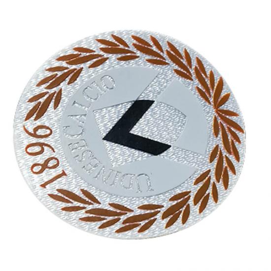 Logotipo de silicona 3D con fondo de tatami en las insignias 