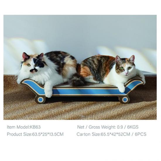 El sofá-sofá rascador para gatos es cómodo durante todo el año.